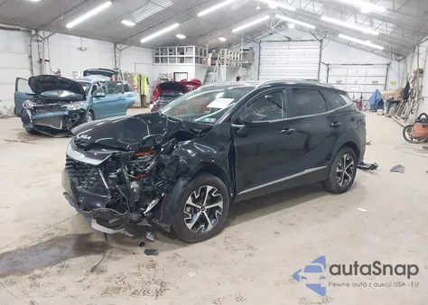 2023 Kia Sportage Hybrid Ex z USA, uszkodzony, nr VIN KNDPVCAG8P7013156